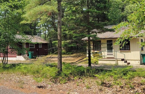 Tawas City Cabin | Summer, Mermaid Coast Cottages on Lake Huron