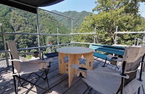 Shikokuchuo House | Summer only Pets allowed charge applies Same price for up to 2 people A quiet inn surrounded/Shikokuchuo Ehime