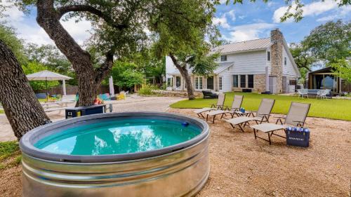 West Oak Hill House | Summer Sale El Dorado Estate Private 2-Acre Escape with Pool Guest Suites Firepit Playset Guest Suites