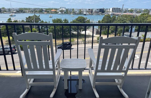 Wrightsville Beach Condo | Summer Sands- A Little Nauti Room 302