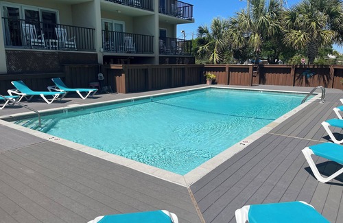 Wrightsville Beach Condo | Summer Sands- A Little Nauti Room 302