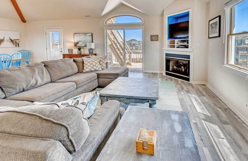 Buxton House | SUMMER SAVINGS - Oceanview Dog Friendly Home with Pool, Hot Tub, and Game Room