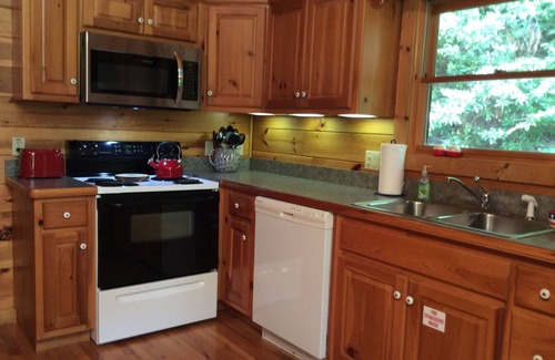 Gatlinburg Cabin | SUMMER SPECIAL! 5-Star Luxury Cabin Near Downtown, Peaceful Setting by Water