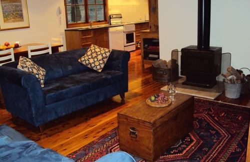 Lovedale Cottage | Summerfield - your home in the Hunter
