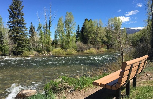 Silverthorne Condo | Summit County Condo - Stunning Views and Convenient Location