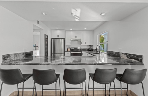 Mesa House | Sumptuous 4BR house w/Private Heated Pool