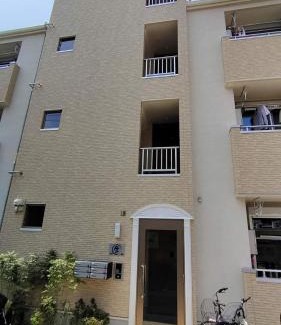 Nagawa Apartment | Sun生一番館 101室