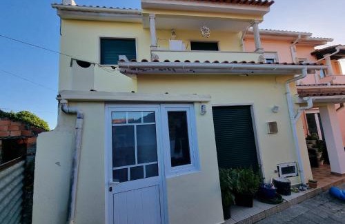 Povoa House | Sun And Ocean House with 2 bathrooms