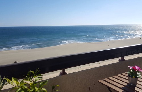 Mediterranee Apartment | Sun and sea view in the bellevue in canet air conditioning + parking space