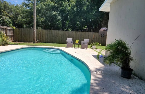Seffner Community Alliance House | Sun Family Fun! Pool, Firepit, Gameroom Tampa area