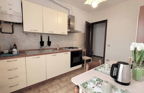 Bossico Apartment | Sun Paradise, with magnificent views of the lake and valleys