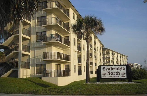 Ormond-by-the-Sea Condo | Sun, Sand, and Surf!