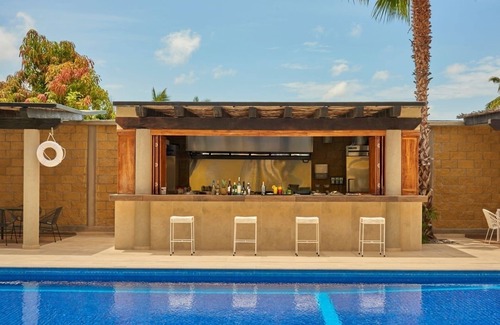El Tezal Hotel | Sun, Sand & Cabo Fun | Walk to Beach, Nightlife & Water Tours - 3 Units