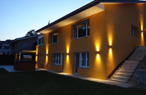 Kulm Apartment | Sun terrace with Jacuzzi & shower experience with views of woods & meadows