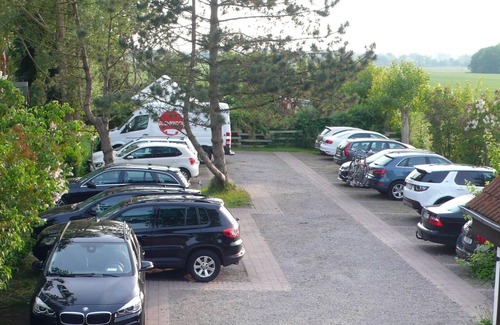 Ortsamt 2 Apartment | Sun with terrace, WLAN, parking space, close to the beach