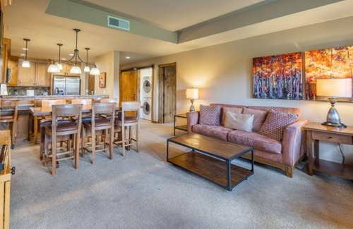 Cle Elum Condo | Suncadia Trailhead 1 Pet Friendly Condo 102