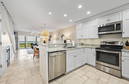 Boca Grande House | Sundown 03: 2-bed, 2-bath townhome in Boca Grande stunning Gulf front views, a relaxing getaway.