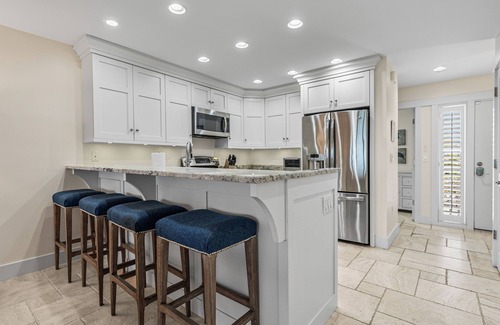 Boca Grande House | Sundown 03: 2-bed, 2-bath townhome in Boca Grande stunning Gulf front views, a relaxing getaway.