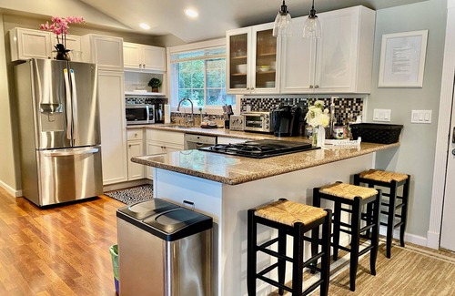 Issaquah House | Sungri-La ☀ tranquil one-acre backyard with mountain views, next to a river park