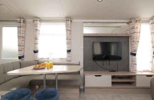 Looe House | Sunking Caravan