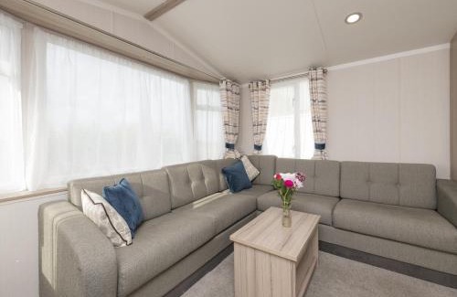 Looe House | Sunking Caravan