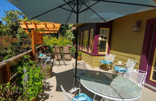 Portland Heights House | Sunny 1400 SQFT Dutch Colonial in Portland Heights - 5 min to downtown, NW 23rd