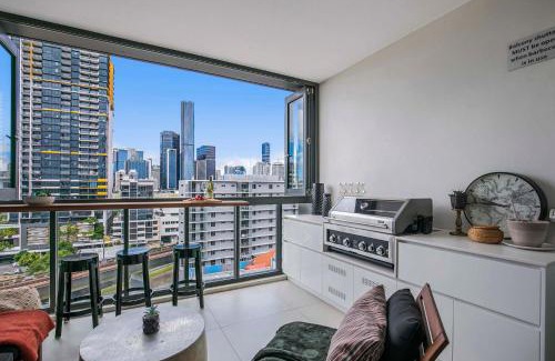 South Brisbane Apartment | Sunny 1b in heart of South Bris