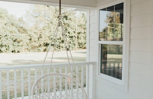 Cooper-Young Historic District House | Sunny 2bd 2b house in Cooper Young