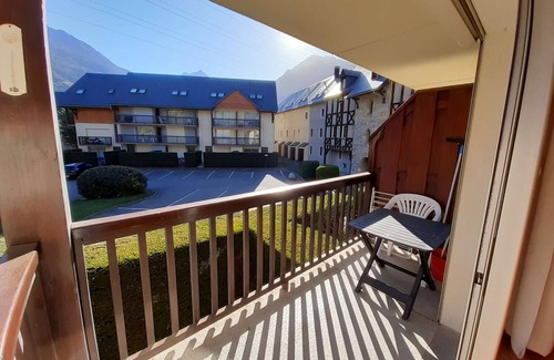 Vignec Apartment | Sunny 2BR Apt for 4 with Balcony, Parking, and Ski Storage in Vignec