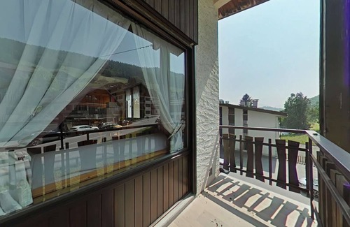 Le Grand-Bornand Apartment | Sunny 2BR Mezzanine Apt with Mountain Views, Fireplace, Near Shops & Lifts, Sleeps 6