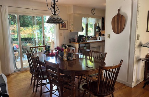 Boalsburg House | Sunny and Bright Home, Close to Penn State's Campus