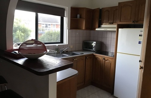 Cronulla Apartment | Sunny apartment with balcony next to the beach