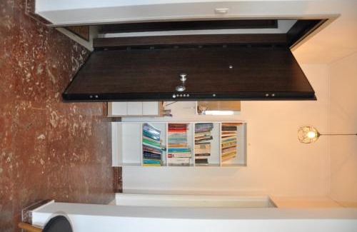 New Kypseli Apartment | Sunny Apartment with view