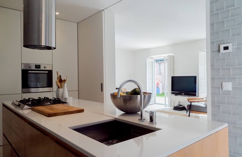 Campo Pequeno Apartment | Sunny apt w/garden + little pool