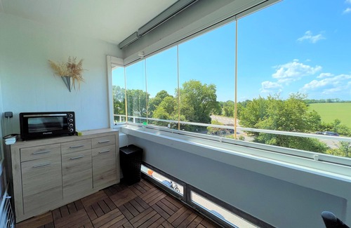 Sierksdorf Apartment | Sunny balcony until sunset
