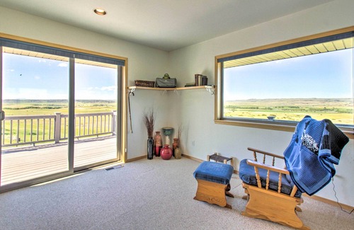 Sweet Grass County House | Sunny Big Timber Retreat w/Spacious Deck!