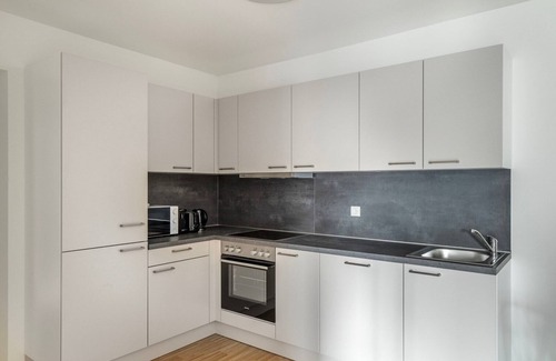 Brigittenau Apartment | Sunny Brigittenau 2BR w/Elevator & Playground, by Blueground