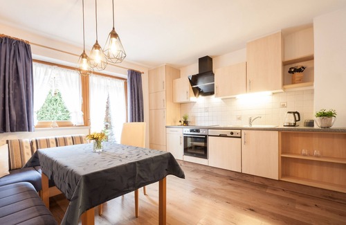 Leutasch Ski Chalet | Sunny, calm, nice view of the surrounding mountains. Ideal for your vacation!