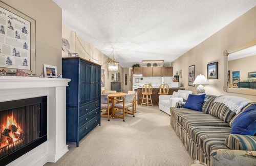 Lincoln City Condo | Sunny Delighthouse – Ocean View Condo with Pool Access, easy beach access, cozy Interior!