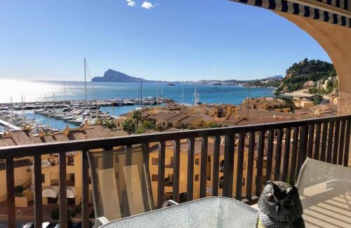 Altea la Vella Apartment | Sunny Escape by the Sea & Yacht Club