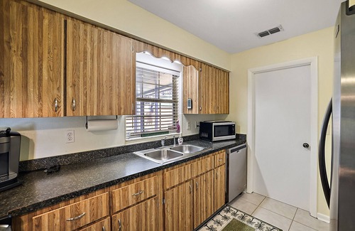 Leesburg House | Sunny Getaway: Easy Access to Orlando & the Shore!