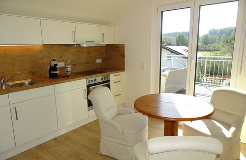 Postmuenster House | Sunny house with 2 residential units, large garden and sun terrace