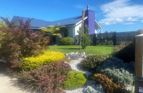 Mapua House | Sunny little heaven in Māpua
