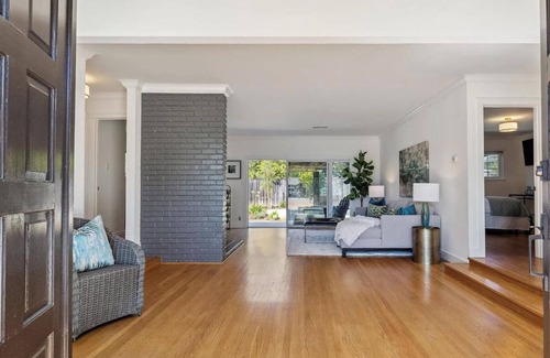 Lucas Valley-Marinwood House | Sunny, Peaceful 3 bedroom house with Pool in San Rafael