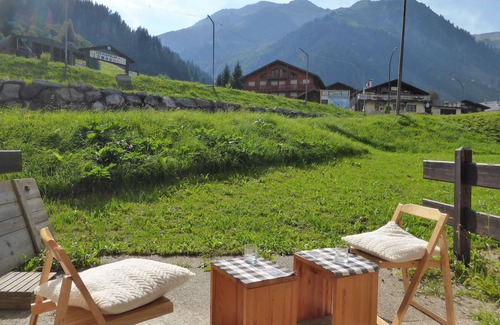 Beaufort Apartment | Sunny Studio Cabin at the Foot of Planay Slopes, Perfect for Families