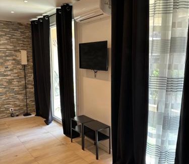 Prado - Republique Apartment | Sunny Vibes Studio Centre Cannes