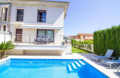 Son Moll House | Sunny villa with pool, WIFI and A/C