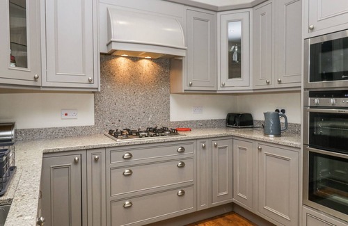 Keswick Cottage | SUNNYCROFT, family friendly, with open fire in Keswick
