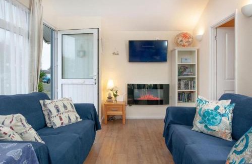 Dartmouth Apartment | Sunnydaze-detached chalet with 2 bedrooms and 2 bathrooms and private parking outside door