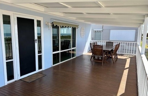 Tiddy Widdy Beach House | Sunrise at Tiddy Widdy - Esplanade! sea views! Winter Off Peak Special!